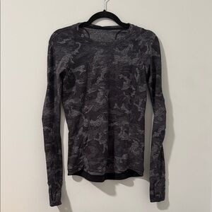 Women's Lululemon Camo Long Sleeve Top